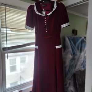 Nicolette Caroline Velvet dress